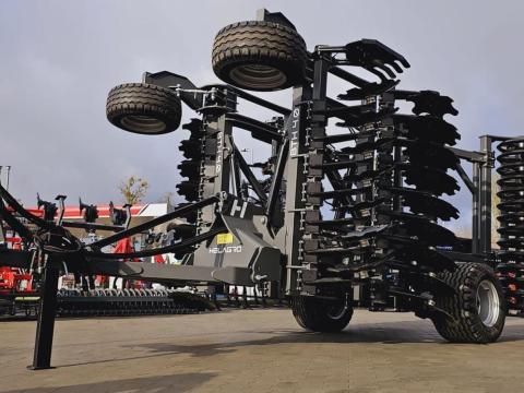 Új Helagro BTH vontatott 6 méteres nehéztárcsa – bevezető akció Új Helagro BTH vontatott 6 méteres nehéztárcsa – bevezető akció