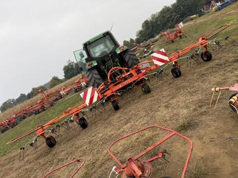 FELLA TH 800 függesztett rendterítő, rendkezelő MTZ kategória, Krone, Kuhn, Claas FELLA TH 800 függesztett rendterítő, rendkezelő MTZ kategória, Krone, Kuhn, Claas