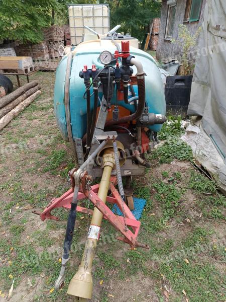 Eladó vontatott axial permetező