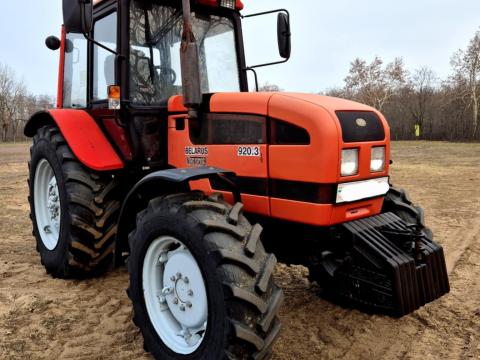 MTZ 920.3 gyári állapotban, 237 üzemórával MTZ 920.3 gyári állapotban, 237 üzemórával