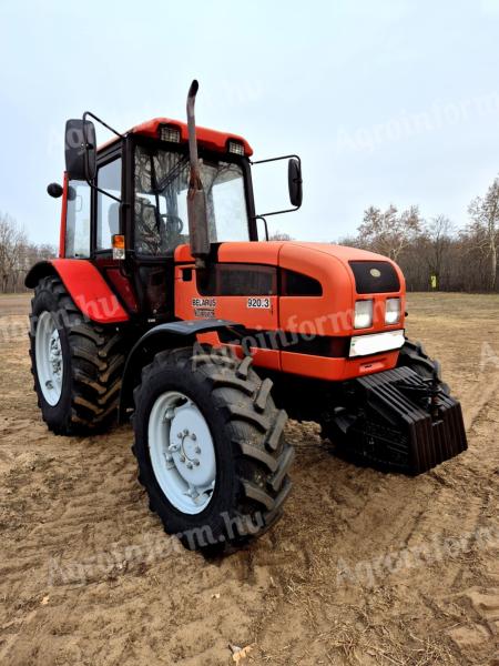 MTZ 920.3 gyári állapotban, 237 üzemórával