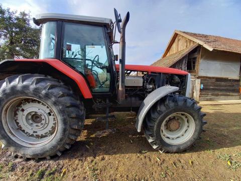 Massey Ferguson 8140, 160 LE, 1997, jó állapotban eladó Massey Ferguson 8140, 160 LE, 1997, jó állapotban eladó