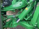 John Deere 8370R traktor kapcsolható ikerkerékkel,  ápoló kerék garnitúrával