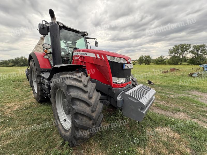 Massey Ferguson 8732 Dyna-VT traktor eladó