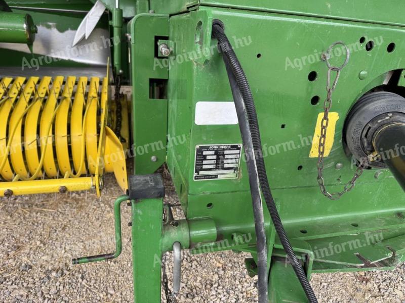 Eladó John Deere 459 kiskocka bálázó