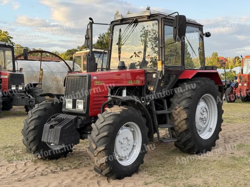 Belarus MTZ 820.4 traktor