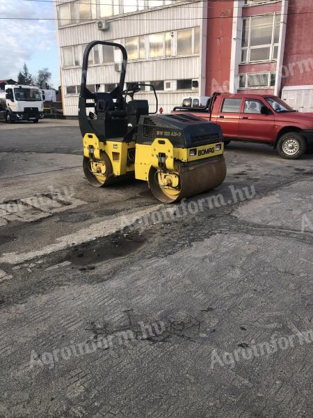 BOMAG BW 120 AD3 úthenger,  padkahenger