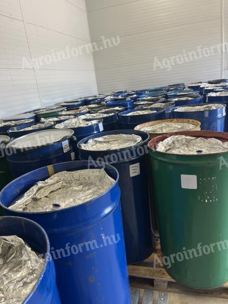 100%-os hidegen préselt almalé 220 l aszeptikus zsákban (hordóban) eladó