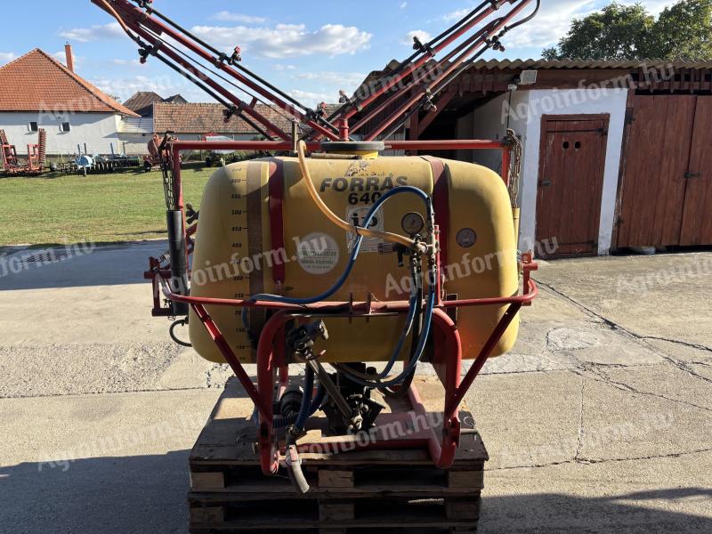 Szántóföldi permetező