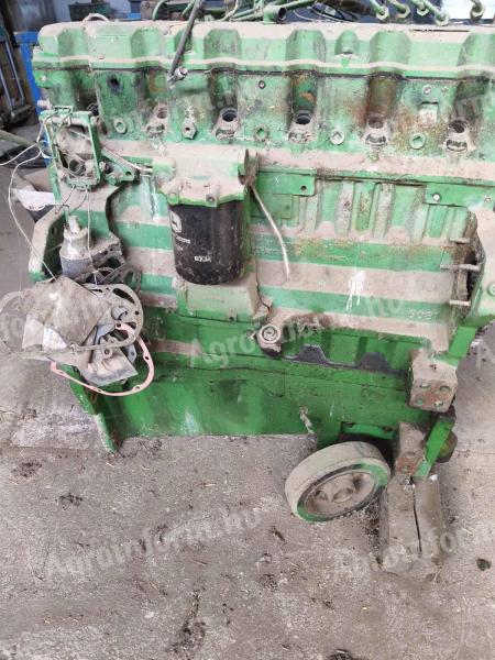 John Deere 8300 bontott alkatrészek eladók