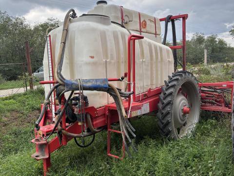 Agromechanika 3000 literes szántóföldi permetező eladó Agromechanika 3000 literes szántóföldi permetező eladó