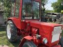 T 25 traktor eladó friss műszakival, kétfejes ekével és sorművelő kultivátorral