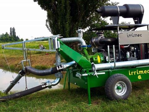 IVECO (N45MSSX00) dízelmotoros CAPRARI (MEC MG80-4/3A) szivattyú kedvezményes áron – ROYAL TRAKTOR IVECO (N45MSSX00) dízelmotoros CAPRARI (MEC MG80-4/3A) szivattyú kedvezményes áron – ROYAL TRAKTOR