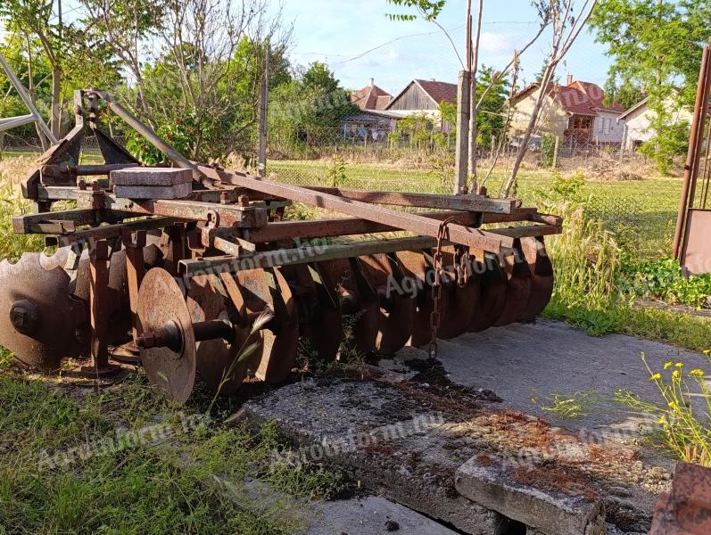 Tárcsa eladó – 2x11 leveles talajművelő gép