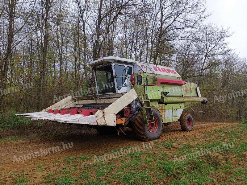 Claas Dominátor 106
