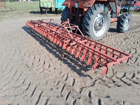 Gyomfésű 5,5 méter munkaszéleségű Gyomfésű 5,5 méter munkaszéleségű