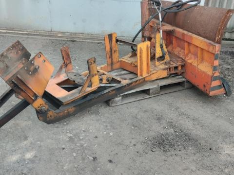 MTZ sószóró,  tolólap MTZ sószóró,  tolólap