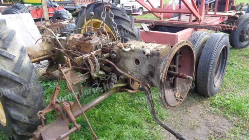 Steyr 188 alkatrész, váltó, motor, lehajtás, 288 első híd eladó