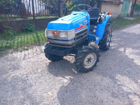 Iseki Sial 17 lóerős kistraktor mezőgazdasági gép kerti traktor Iseki Sial 17 lóerős kistraktor mezőgazdasági gép kerti traktor