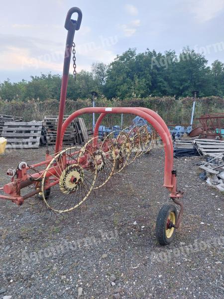Eladó PZK 7/Z277/2 rendsodró, 2007-es gyártású, 7 csillagkerekes, vontatott