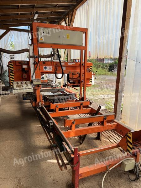 Eladó fűrésztelep – fűrészgép,  targonca