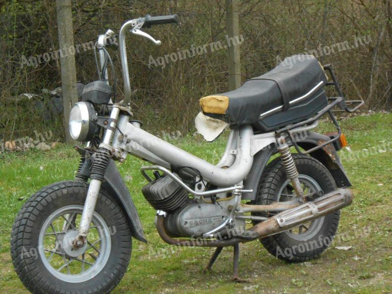 Sachs, régi 3 sebességes lábváltós oldtimer homokfutó kismotor eladó Tapolcán