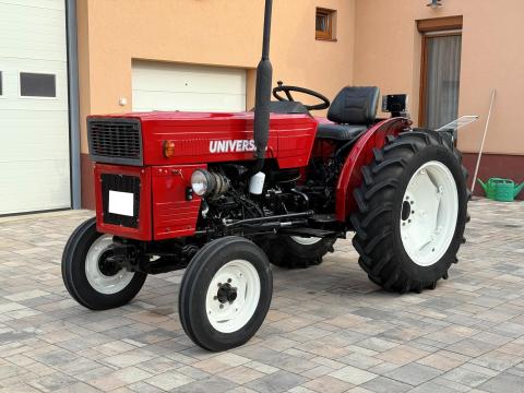 Universal UTB 445 V traktor Universal UTB 445 V traktor