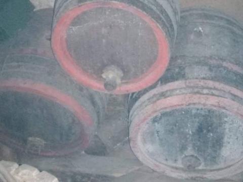 Fa boroshordó 154 literes eladó Fa boroshordó 154 literes eladó