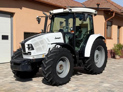 Lamborghini Strike 105.4 T4i traktor Lamborghini Strike 105.4 T4i traktor