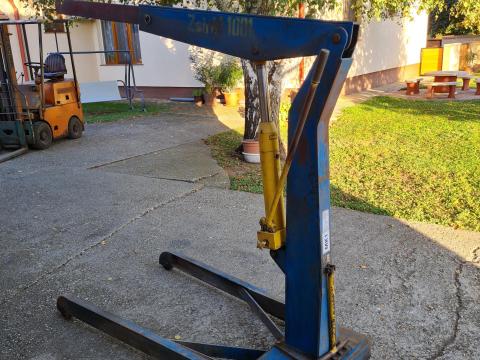 Zsiráf motor kiemelő eladó