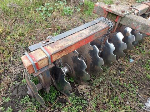 Használt tárcsa eladó jó állapotban Használt tárcsa eladó jó állapotban