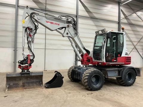 Takeuchi TB 295 W rototilt / 2014 / 11 659 üzemóra / Lízing 20%-tól
