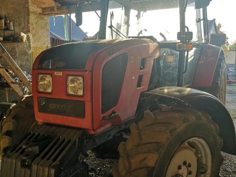 MTZ 922.4 traktor 2014-es, 95 LE, 3780 üzemórával, 4 év műszakival, adásvételivel 7,3 M Ft-ért eladó