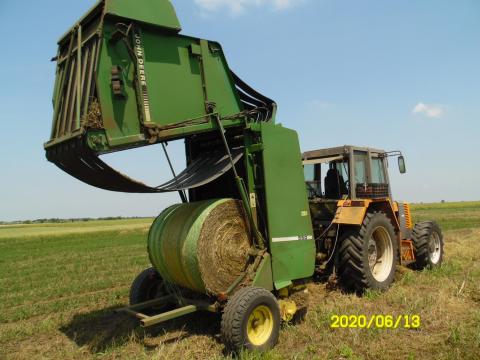 John Deere 550 körbálázó eladó John Deere 550 körbálázó eladó