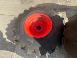 Claas Lexion hátsó kerék 6 lyukas