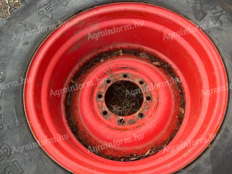 Claas Mega, Dominator első felni