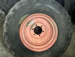 14.00x22.5 felni + 500/60-22,5 gumi