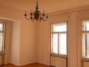 Pécs Széchenyi Térnél 430 m2 ingatlan 500 m2 telken