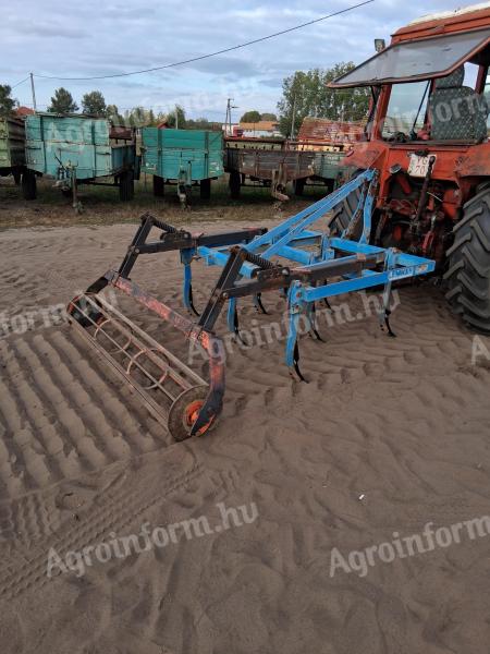 Lemken achart 3/7 tip 7 kapás gruber rögtörőhengerrel MTZ kategória