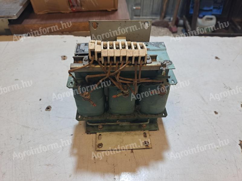 Eladó Trafó / transzformátor 220 380 420 440 / 18 volt / 630 Va