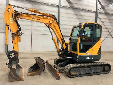 Hyundai Robex 60 CR-9 / 2013 / 3 233 üzemóra / Lízing 20%-tól