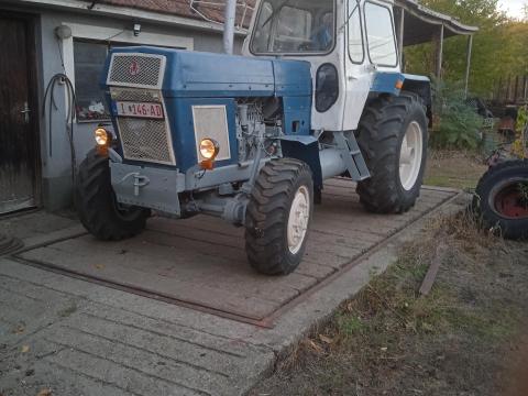 Fortschritt zt 303 as traktor rönkfogóval eladó Fortschritt zt 303 as traktor rönkfogóval eladó