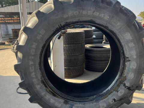 Firestone Maxi Traction 65 650/65R42 gumiabroncs eladó Firestone Maxi Traction 65 650/65R42 gumiabroncs eladó