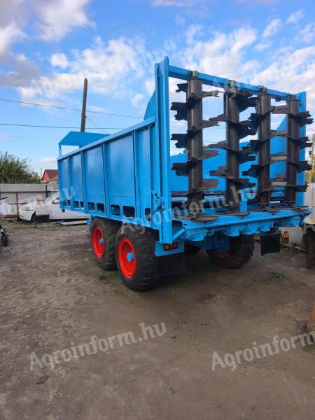 T088 trágya szóró eladó felújított állapotban