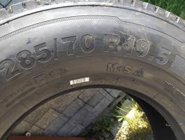 Gumiköpeny 285/70 R 19.5