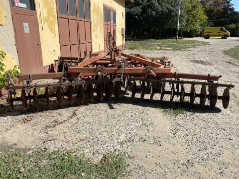 Sasform SXD 4,0 m széles tárcsa Sasform SXD 4,0 m széles tárcsa