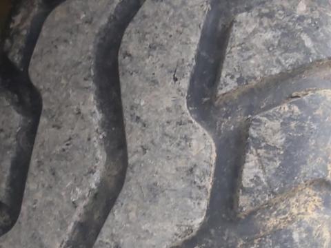 Eladó gumiabroncsok felnivel Eladó gumiabroncsok felnivel