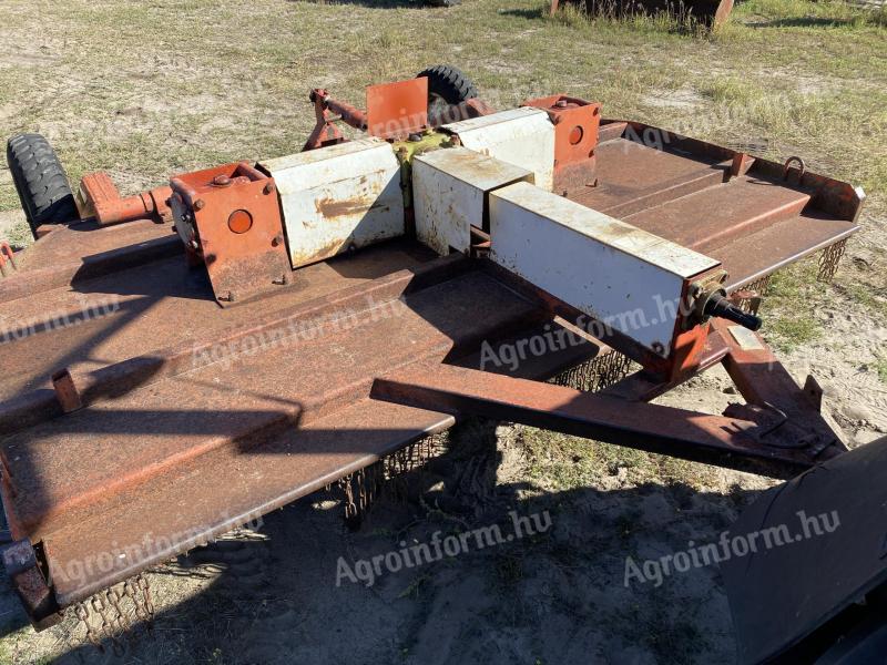 RZ-3 szárzúzó eladó kiváló állapotban.