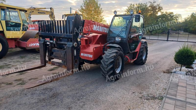 Manitou MHT 860 L típusú teleszkópos rakodógép