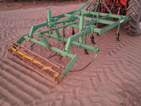 Scheiber 7 kapás gruber gyári elmunkálóval és rögtörőhengerrel Scheiber 7 kapás gruber gyári elmunkálóval és rögtörőhengerrel